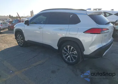 2023 Toyota Corolla Cross Xle z USA, uszkodzony, nr VIN 7MUDAAAG4PV062319